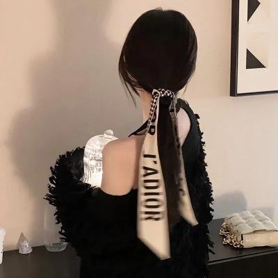 接近无限的白